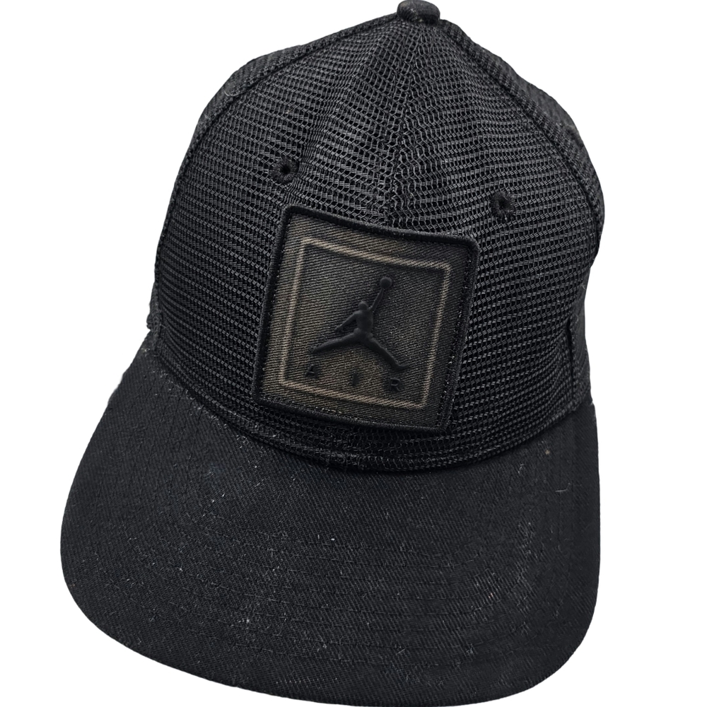 Air Jordan Snap Back Mesh Hat 7.25 inch width